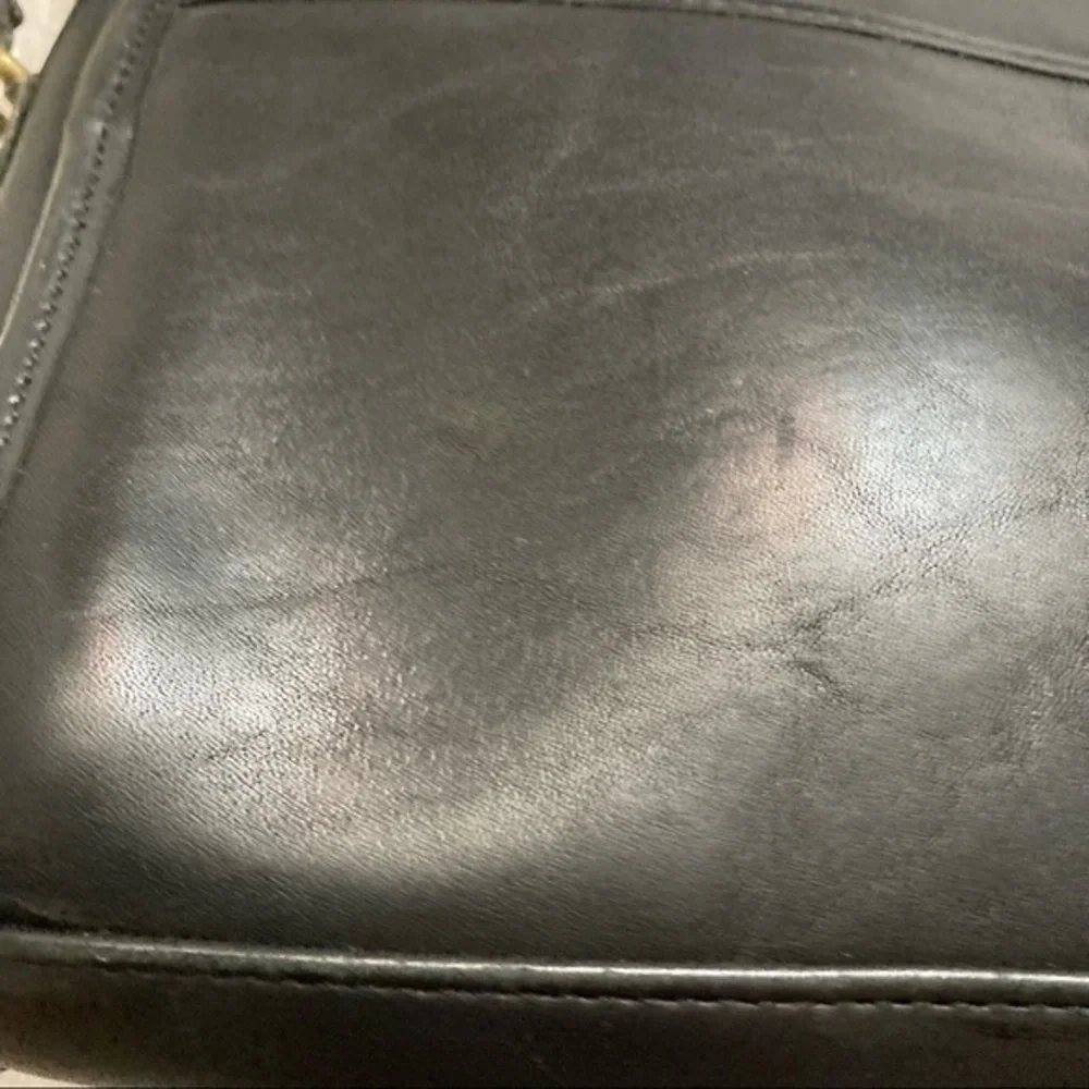 Coach vintage black leather Devon bag